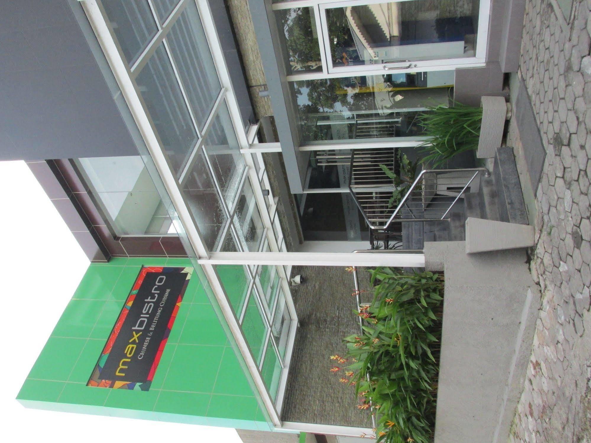 טנג'ונג פנדן Dk Belstar Hotel Belitung מראה חיצוני תמונה